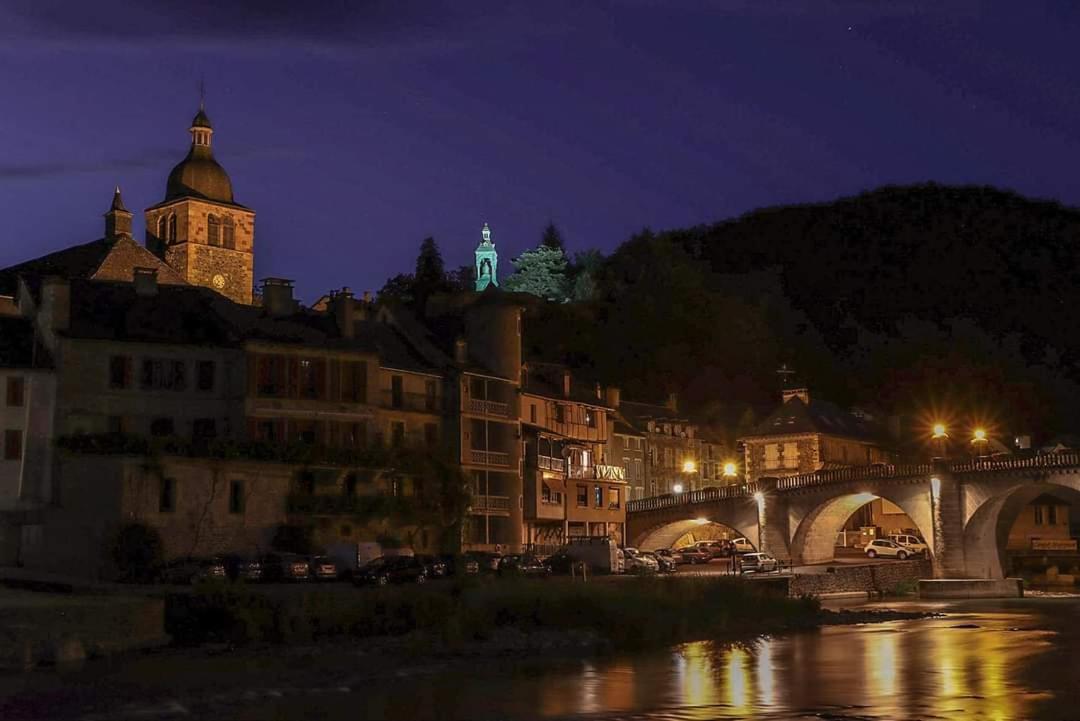 Riverrun Сен-Женье-д'Оль Экстерьер фото